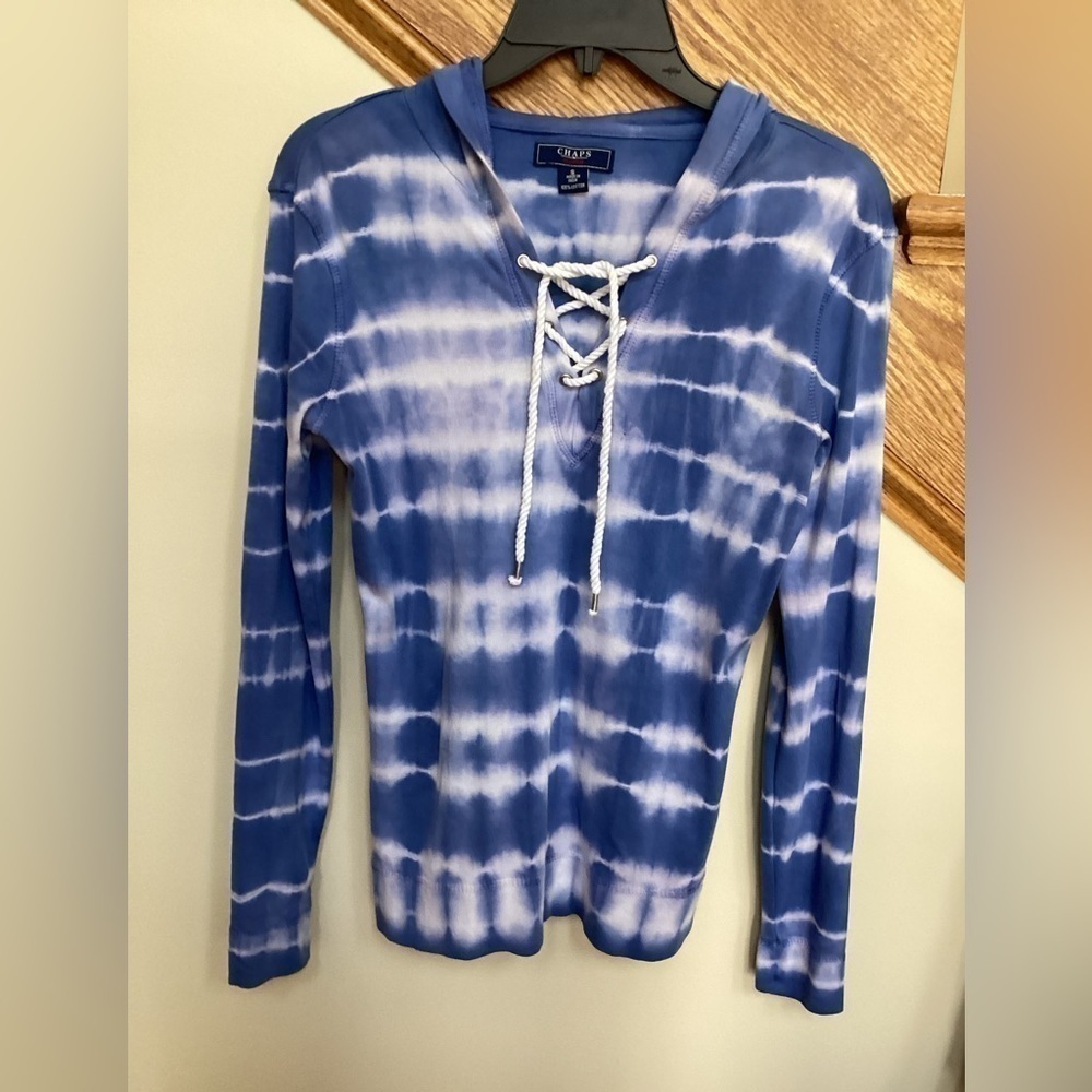 Chaps, womens tie-dyed long sleeve, top with a hood. Lace up at neck. Size Small